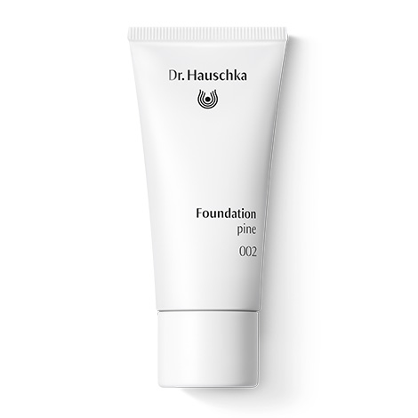 Dr. Hauschka Foundation 30 ml. #002 pine
