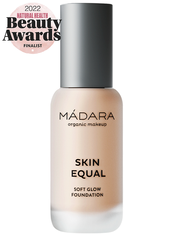 Mádara Skin Equal Soft Glow farði #20 Ivory 30 ml.