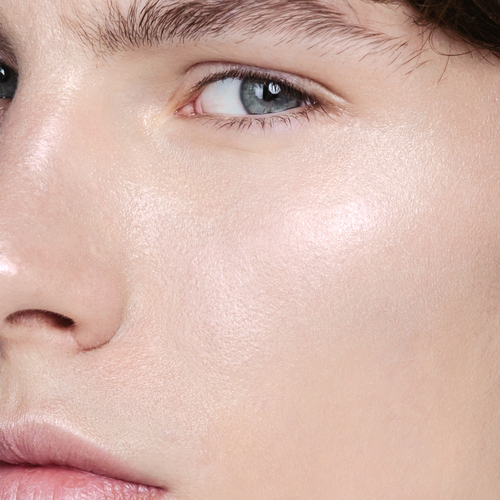 Mádara THE CONCEALER Luminous Perfecting Concealer #25 Latte (4)