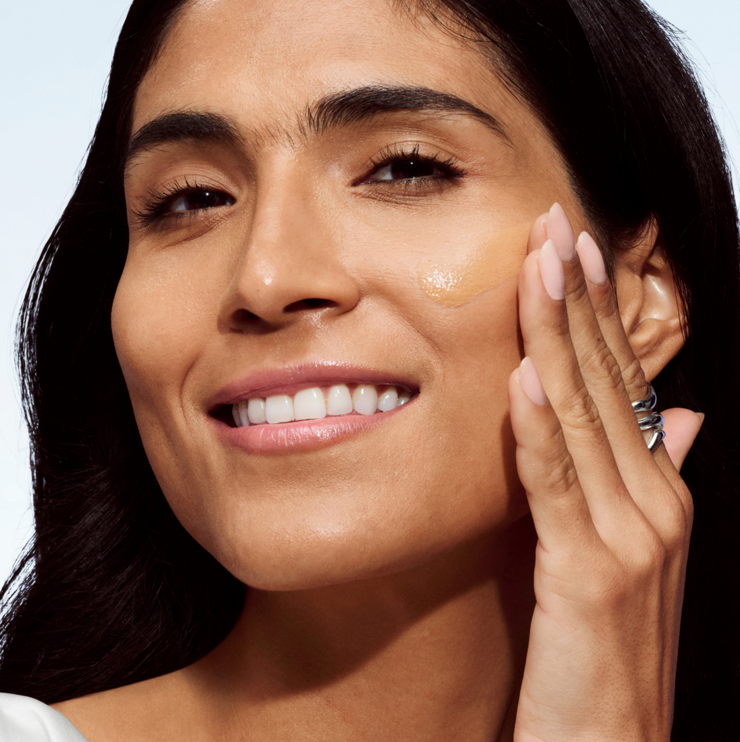 Clinique Even Better Vitamin Makeup SPF50 #Medium Cool 1 (1)