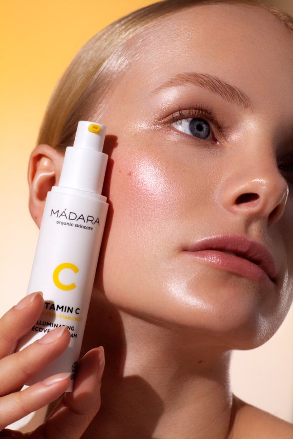 Mádara Vitamin C Illuminating Cream 50 ml. (3)