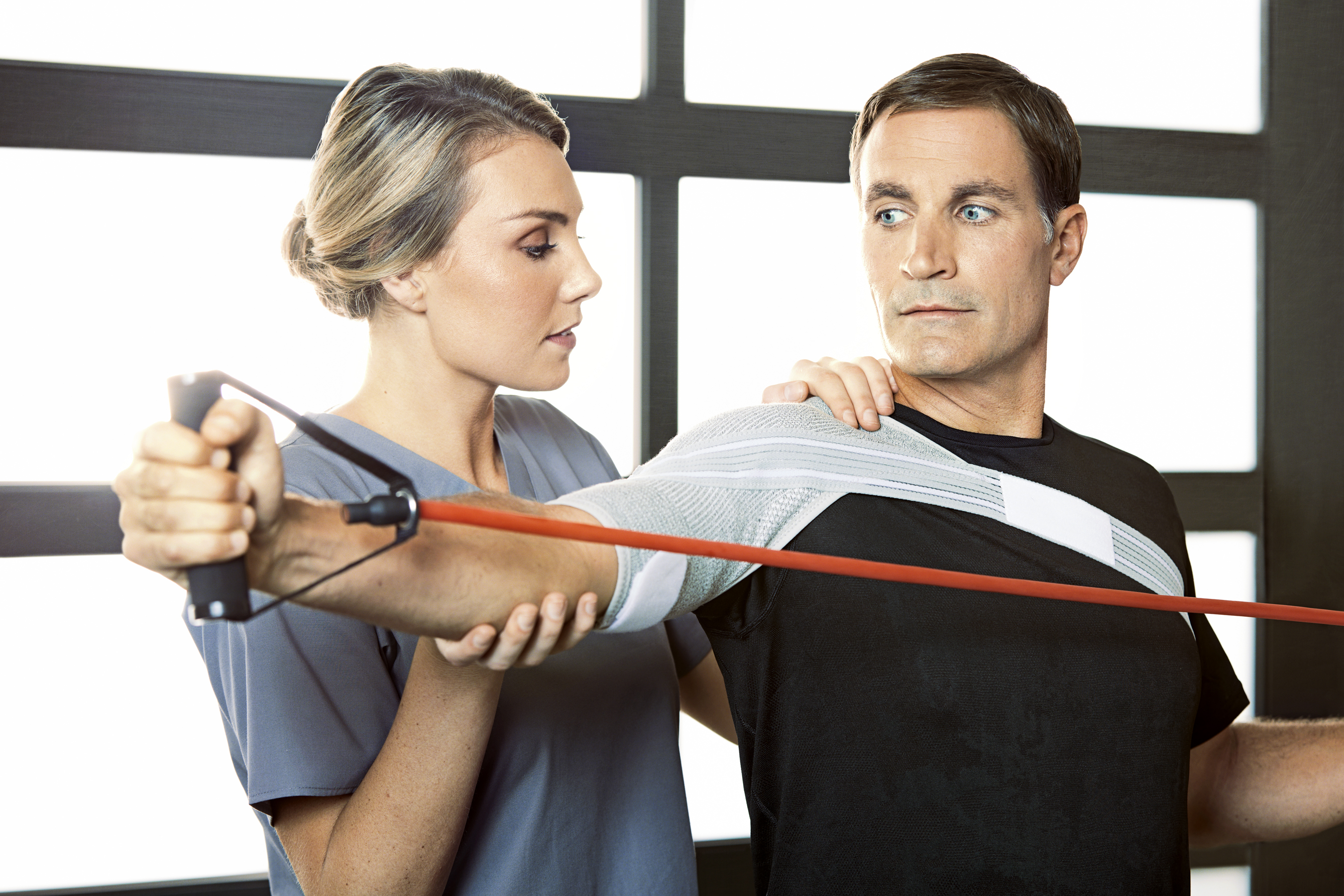 Incrediwear Axlarhlíf Large grá (1)