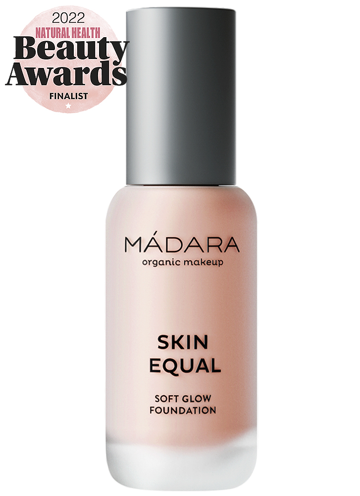 Mádara Skin Equal Soft Glow farði #30 Rosa Ivory 30 ml