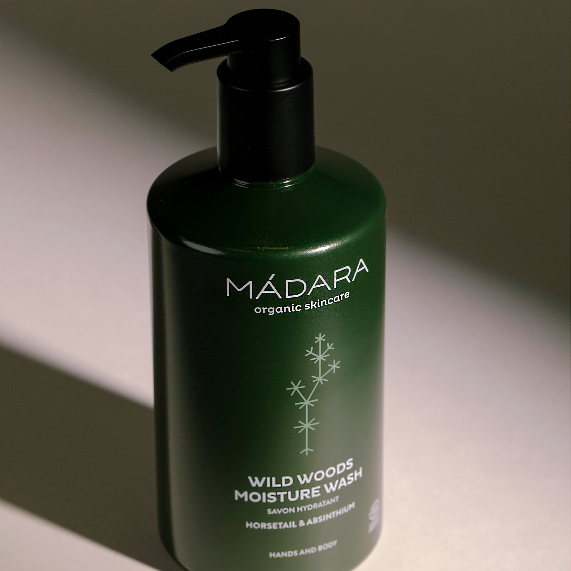 Mádara Wild Woods Moisture Wash 500 ml. (2)
