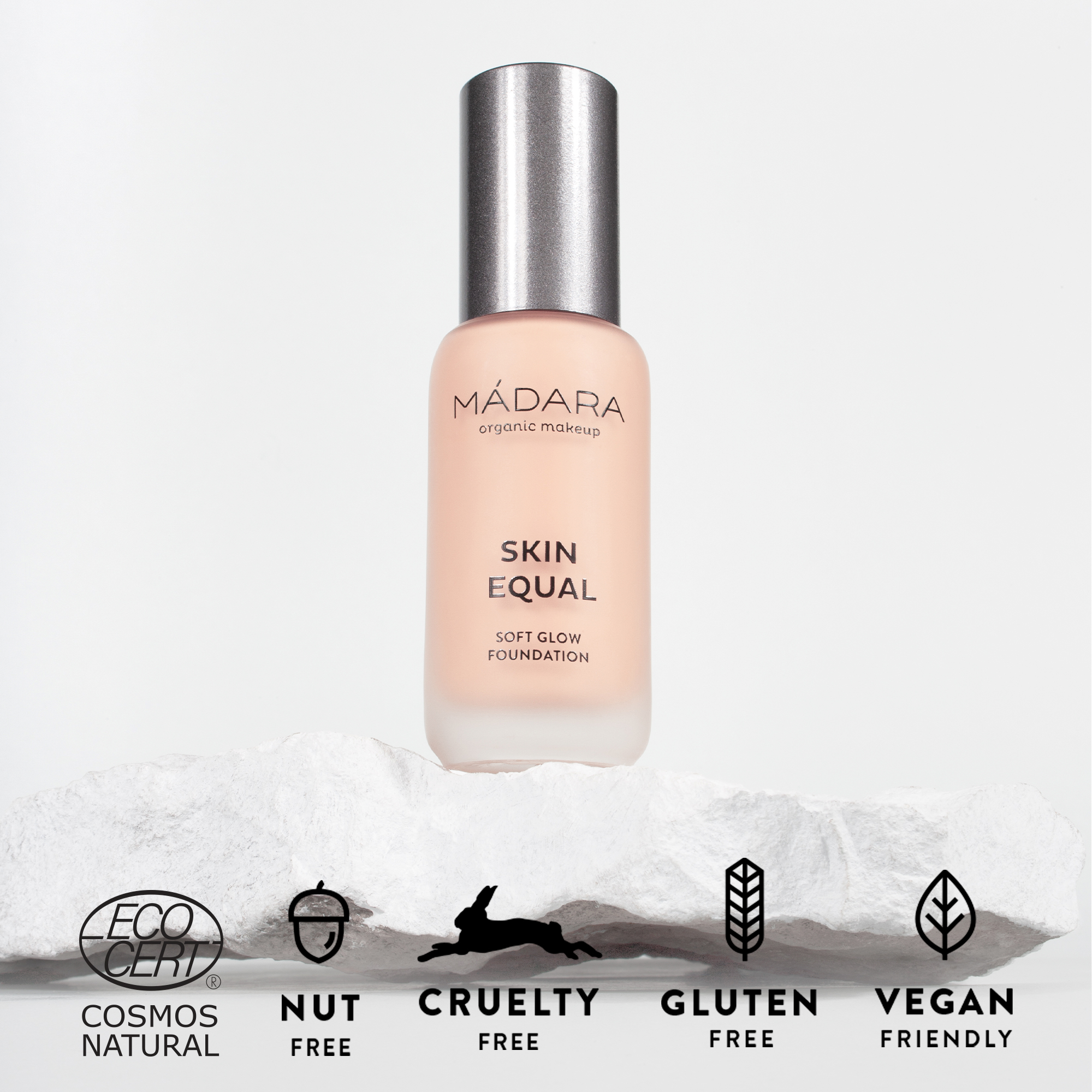 Mádara Skin Equal Soft Glow farði #30 Rosa Ivory 30 ml (3)