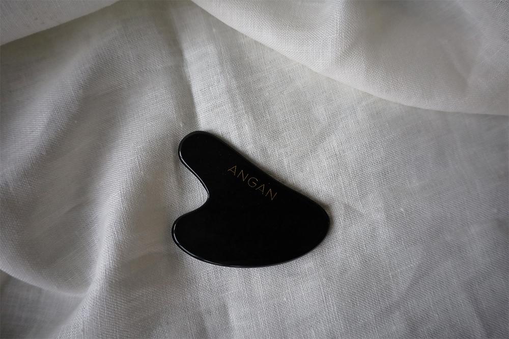 Angan Obsidian Gua Sha fegurðarsteinn (1)