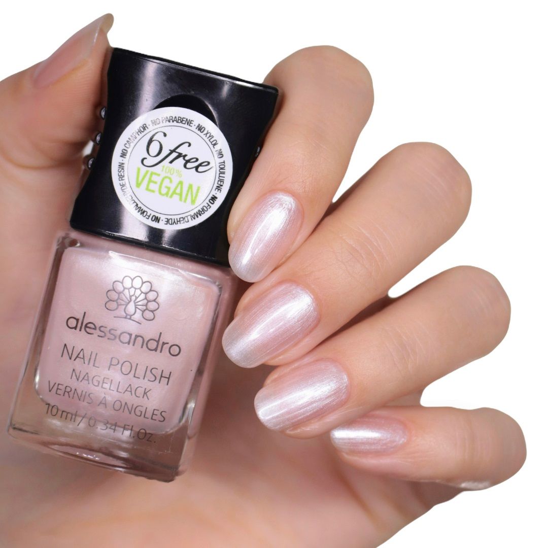 Alessandro naglalakk 5 ml. #Shimmer Shell