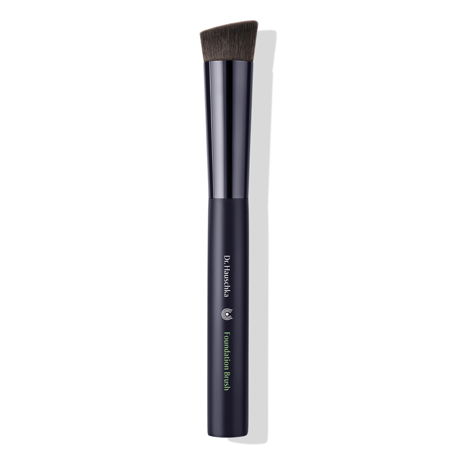 Dr. Hauschka Foundation Brush